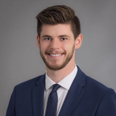 Headshot of Doctor Zachariah Hoell